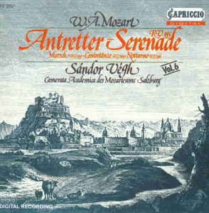 Mozart , Wolfgang Amadeus - Antretter Serenade, KV 185 / Marsch, KV 189 / Contretänze, KV 609 / Notturno, KV 286 (Vegh)