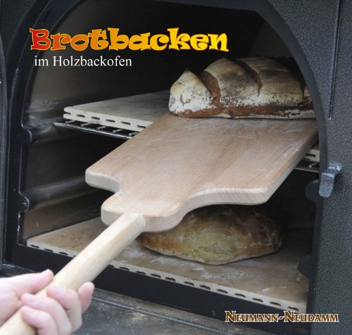 - Brotbacken im Holzbackofen